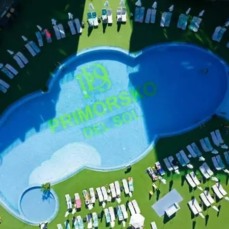 студио 公寓 *